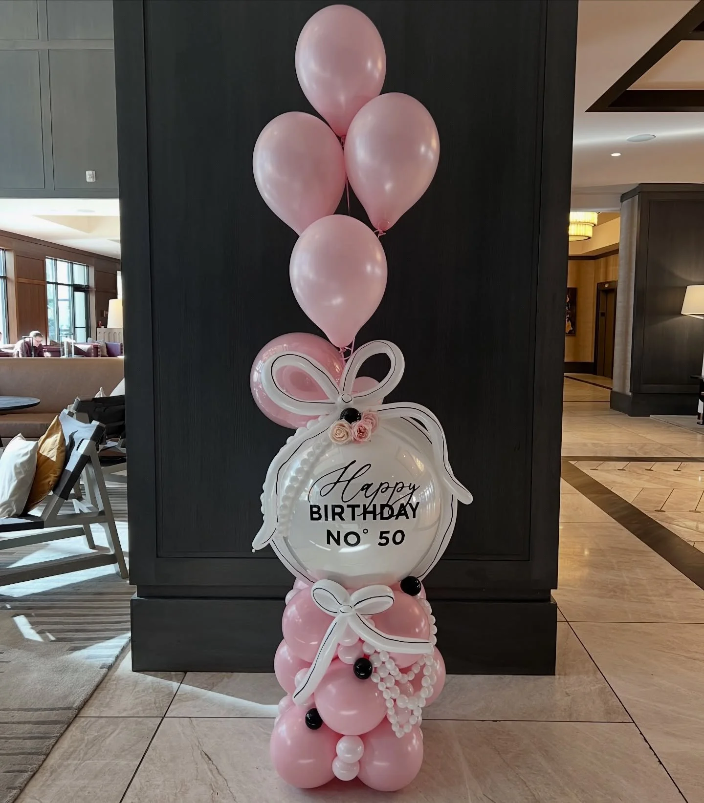 Class for class.
.
.
.
#balloonbouquets #balloondecoration