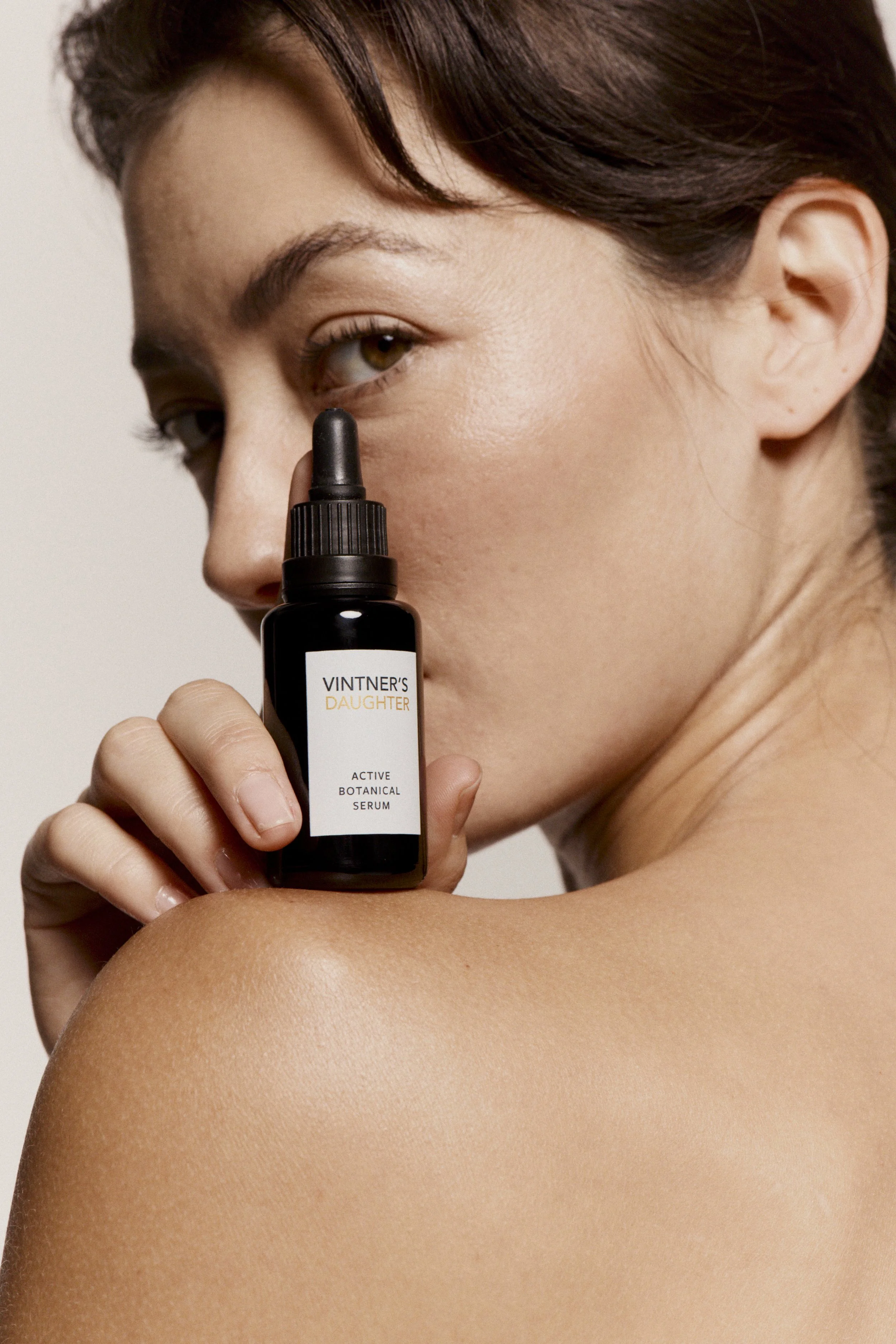 2026_VIDA_Active Botanical Serum_Beauty 2.jpg