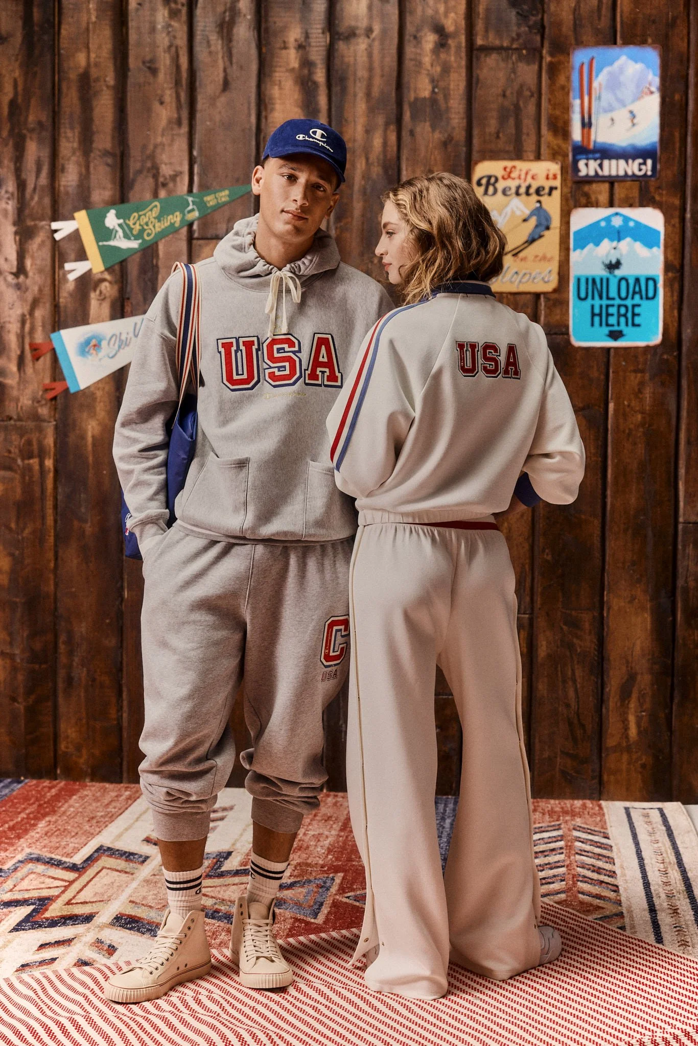 JPG admin only-SHOT 3_CHMP-W25 WG_GOLD MDL_DOUBLE_1147_FINAL.jpg