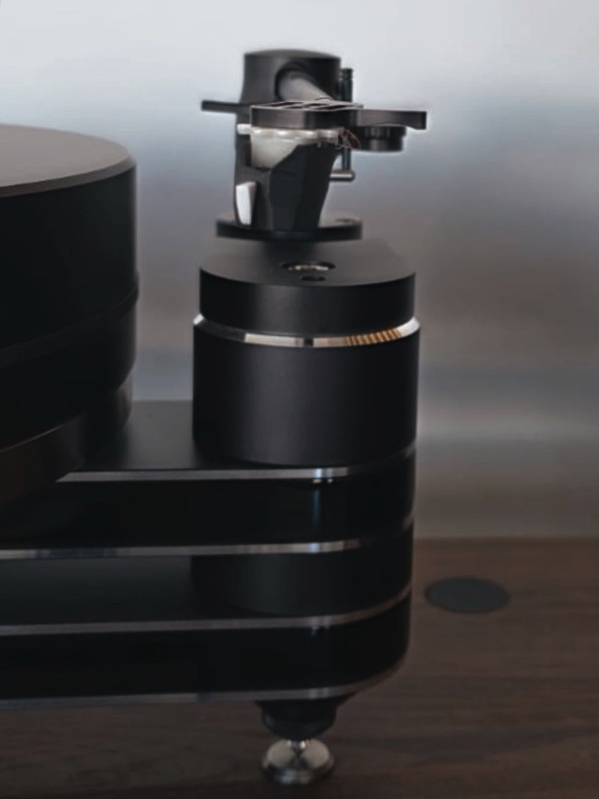 Installation Music Hall Auditorium

Syst&egrave;me chez l&rsquo;un de nos clients.
Une configuration pens&eacute;e pour rester coh&eacute;rente et enti&egrave;rement centr&eacute;e sur l&rsquo;&eacute;coute.

On y retrouve le pr&eacute;amplificateur 