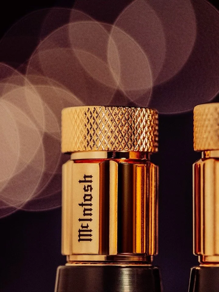 Apr&egrave;s plus de dix ans, McIntosh renoue avec l&rsquo;un de ses plus beaux savoir-faire.

Le nouveau MA2375 est le premier amplificateur int&eacute;gr&eacute; enti&egrave;rement &agrave; tubes de la marque depuis plus d&rsquo;une d&eacute;cennie