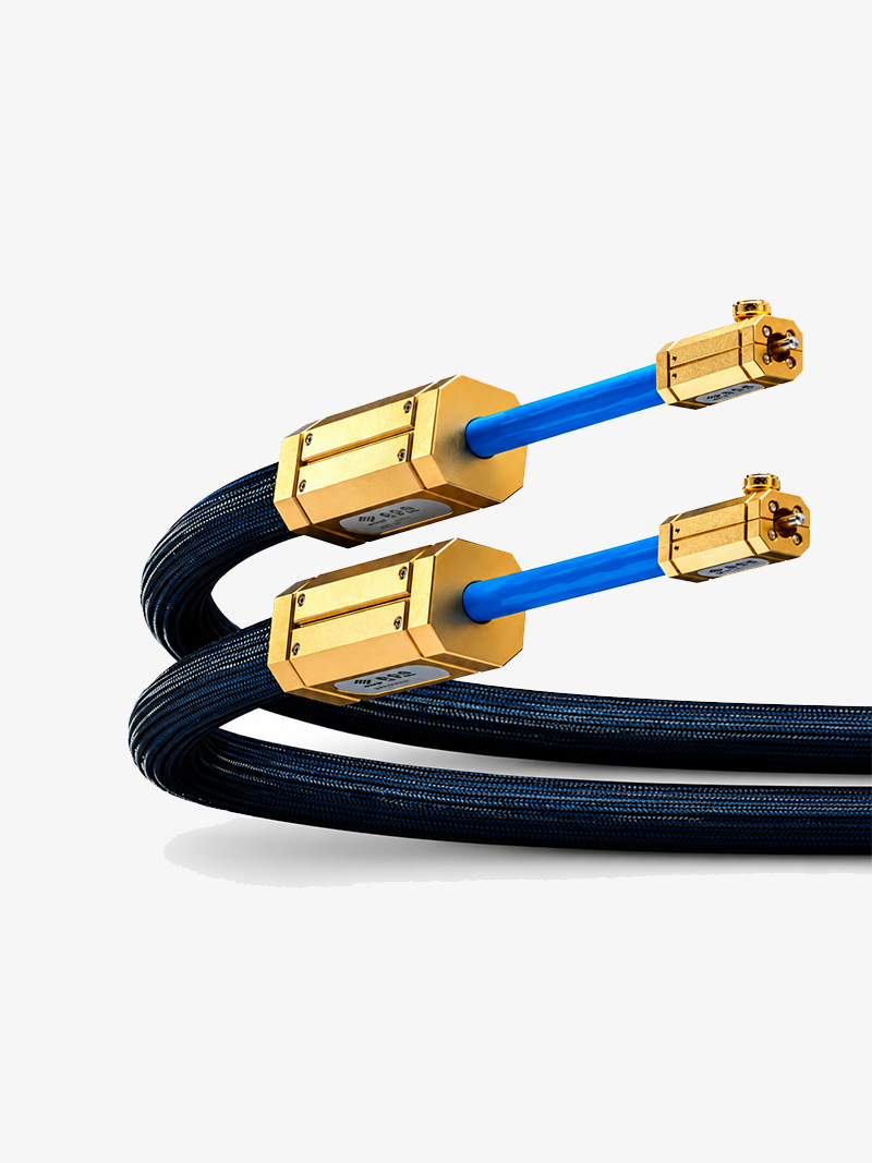 Siltech Royal Triple Crown Interconnect XLR.png