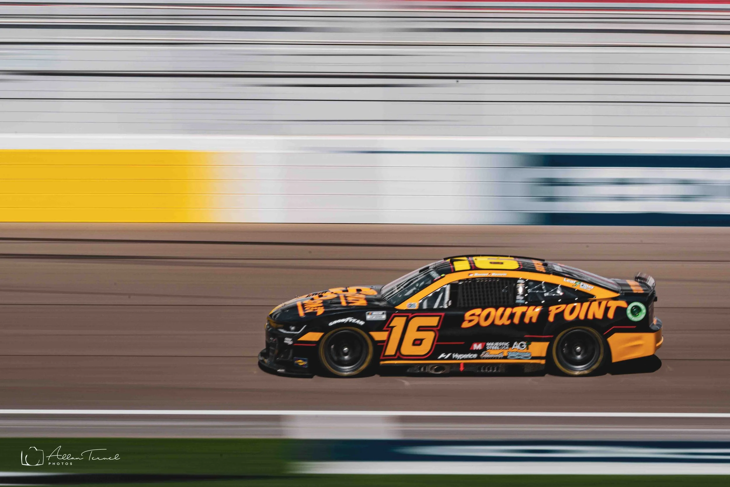 nascar-saturday_daniel-hemric-16.jpg