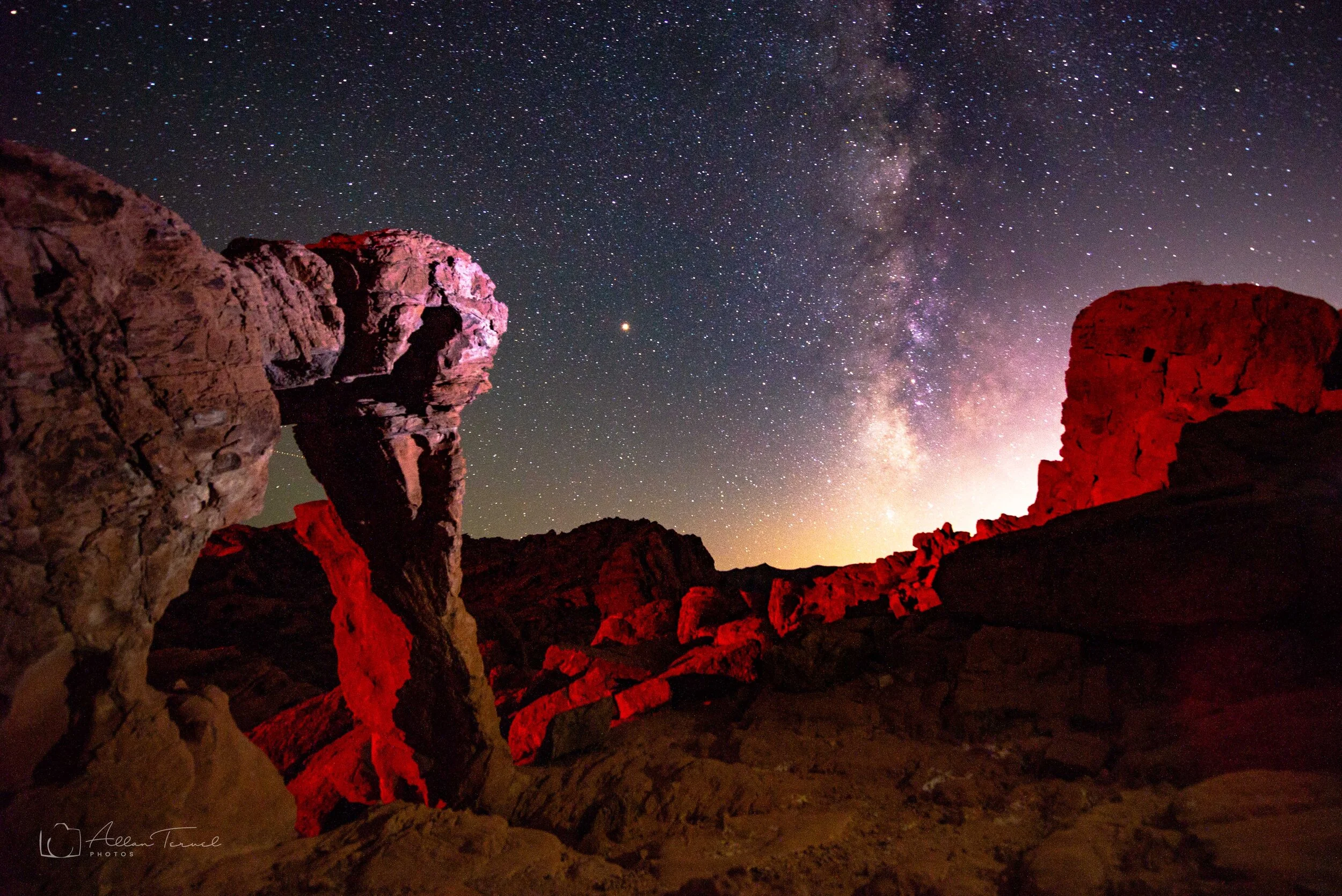 valleyoffire_mark_white.jpg