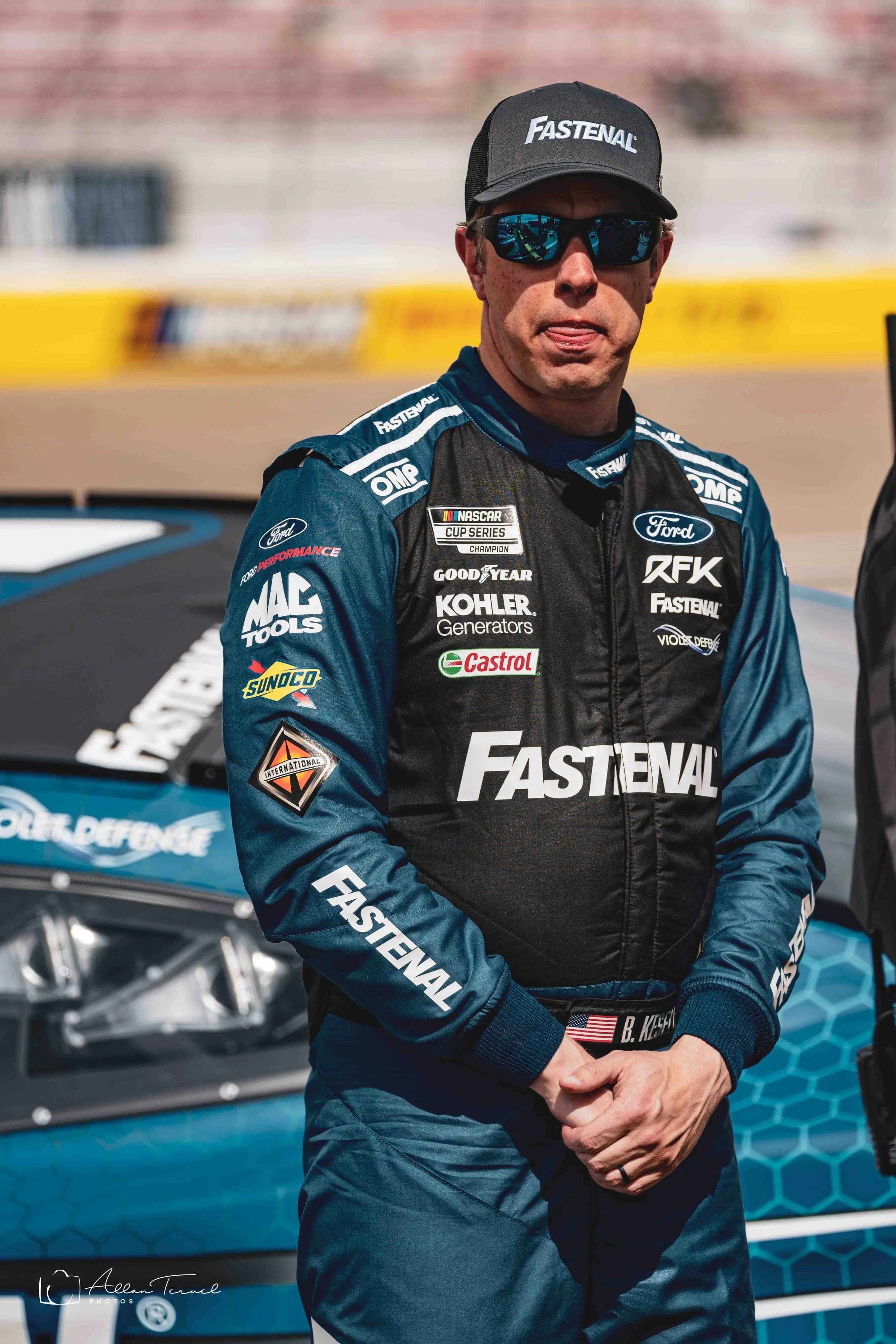 nascar-saturday_brad-keselowski-6-2.jpg