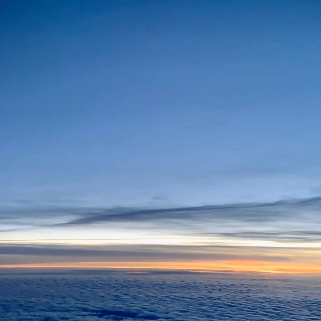 above the skies
.
.
.
.
.
#california #losangeles #postcardperfection #sky #traveltuesday #traveller #photography #capture #igersvancouver #instagood #paradies #vancity #outdoorshoot #summervibes #awesomelifestyle #wanderlust #exploretocreate #igtrav