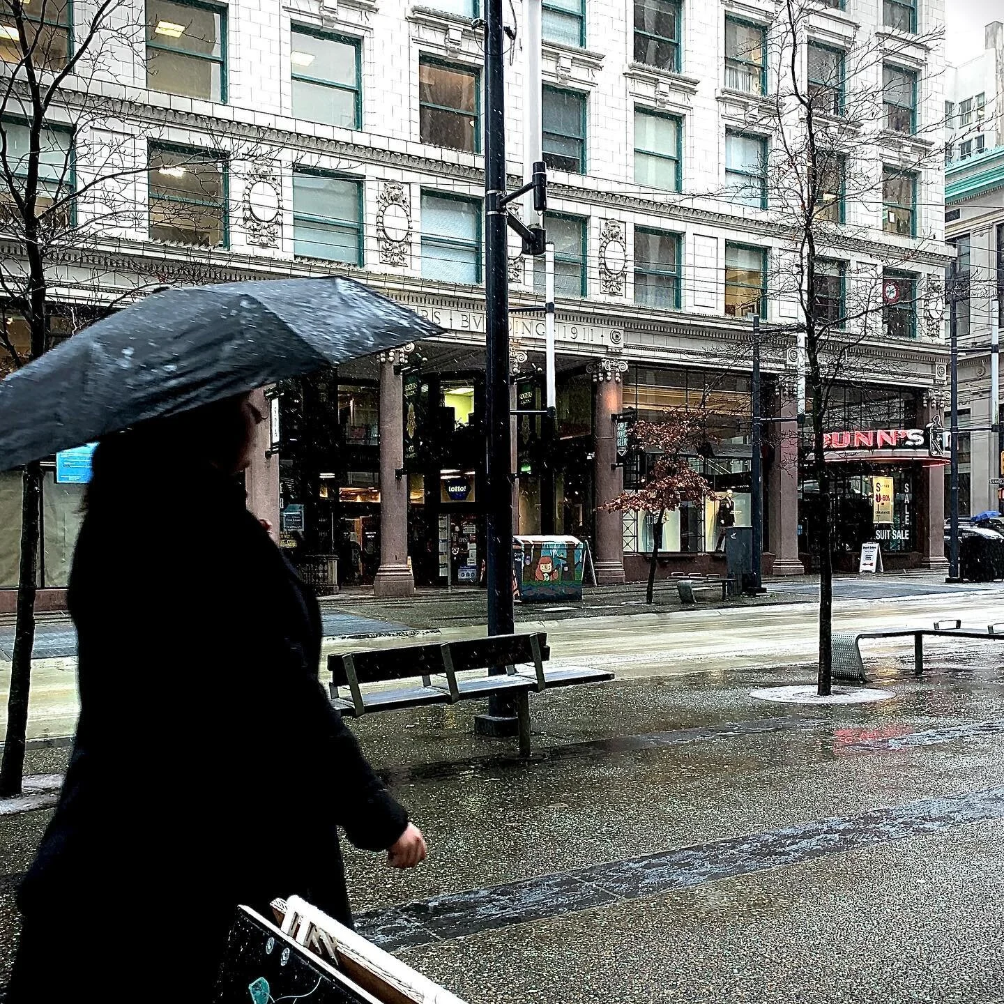 12pm
.
.
.
.
.
#vancouver_canada #ilovebc #cityviews #604now #vancityfeature #dailyhivevan #igvancouver #vancityhype #mustbevancouver #vancityvibe #veryvancouver #vancouverisawesome #mixvancouver #vancityscape #vancouverlife #downtownvancouver #ctvva