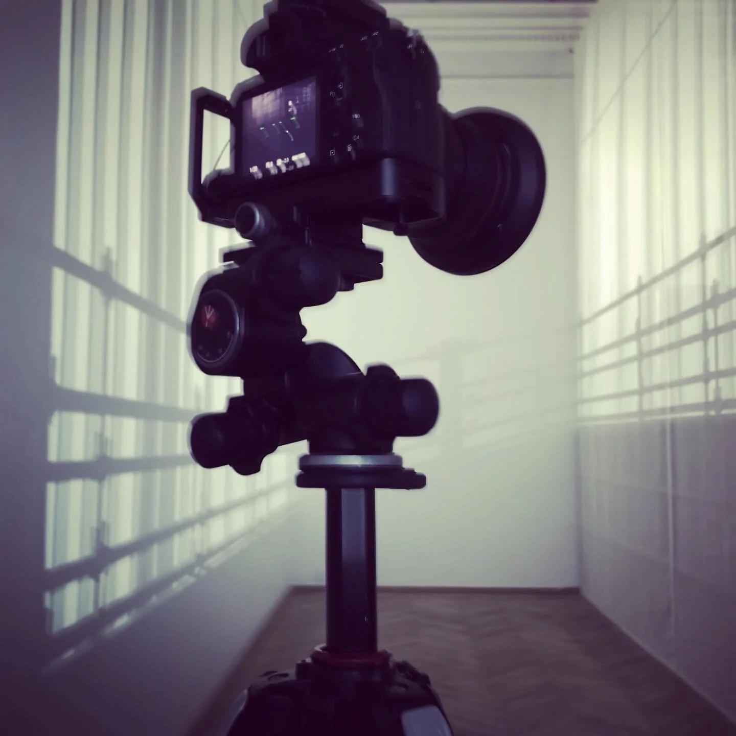 Camera #kunsthalcharlottenborg .
.
.
#throwback #beautifuldestinations #photography #captureperfection #architecturephotography #nikon #exploretocteate #copenhagenart #gallery #explore #adventurer #traveller #getlost #wanderlust #art #exhibition #art