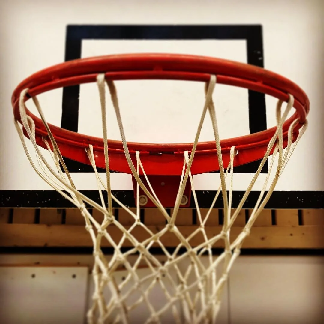 basket
.
.
.
.
.
#play #basketball #casualsaturday #sports #red #symmetrykillers #geometricart #symmetry_art #games #style #grid #photography #weekend #funday #mindset #motivation #workhardplayharder #passion #lifestyle #entrepreneur #goals #mindset 
