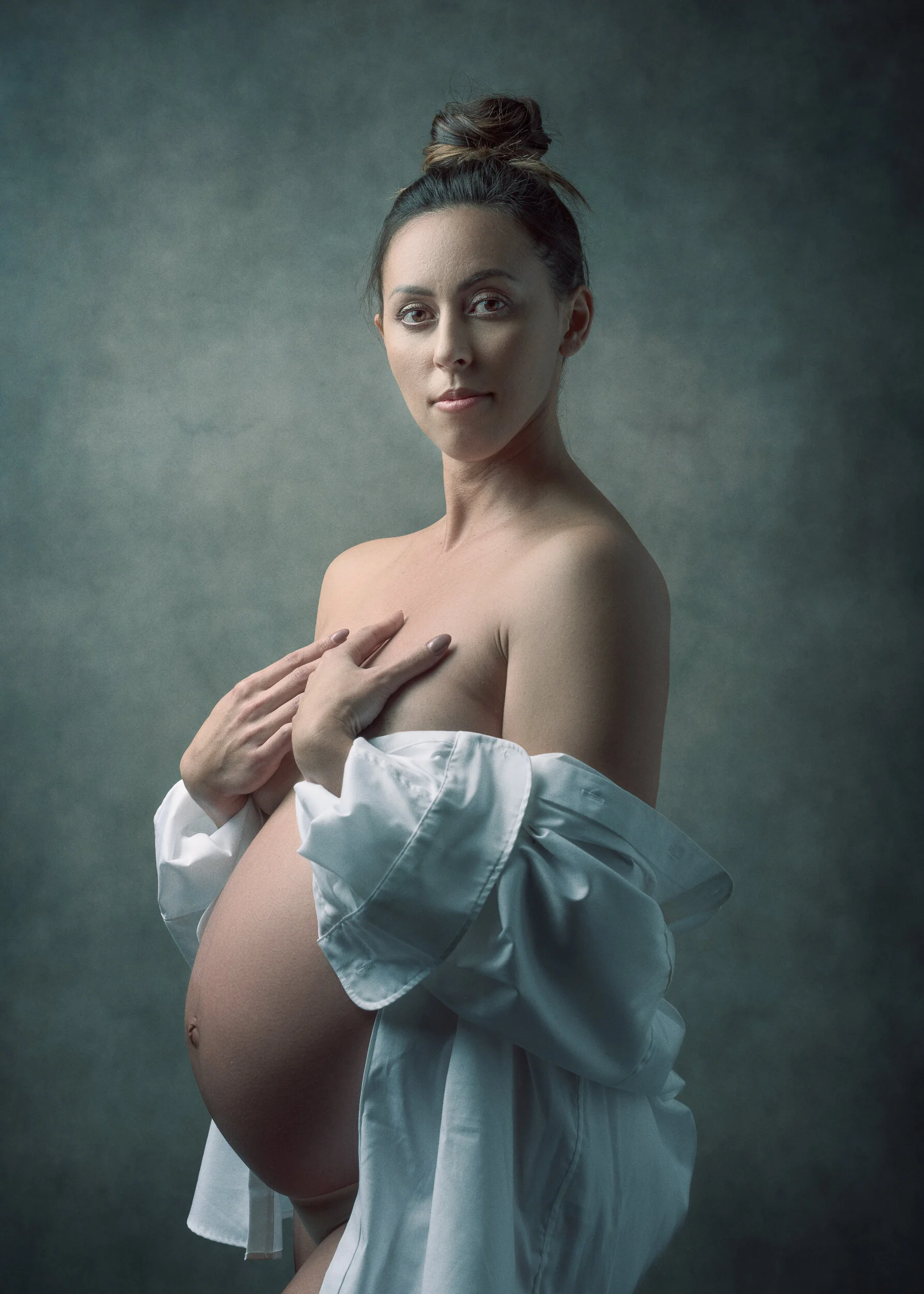 Devin Dahlgren Maternity Portrait