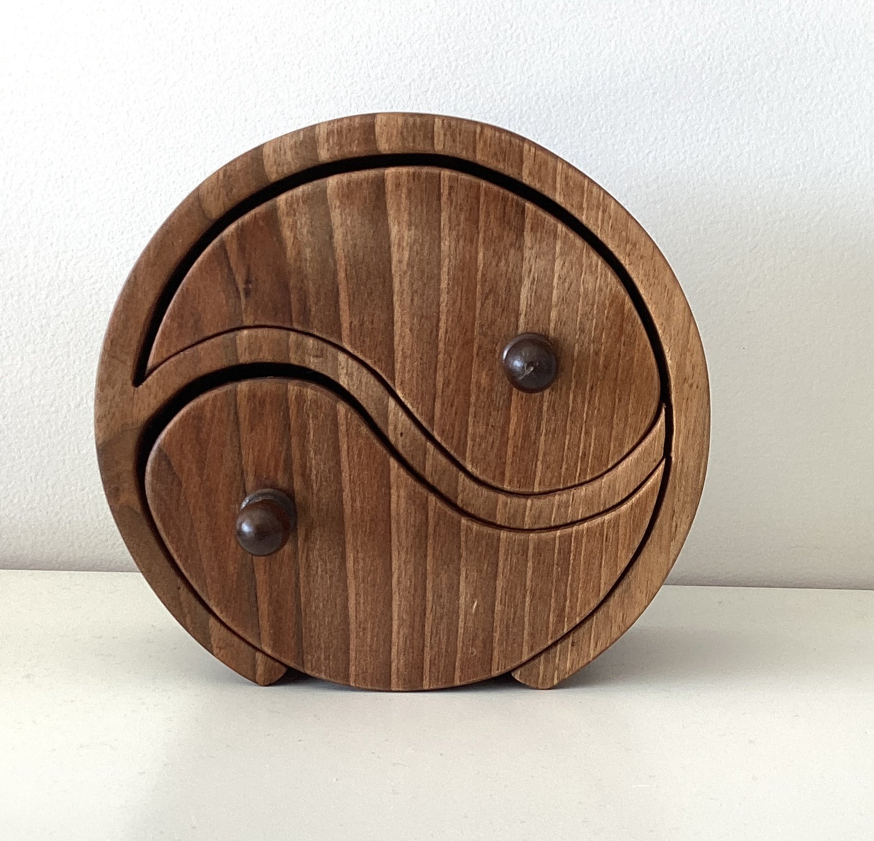 American Oak Ying Yang box