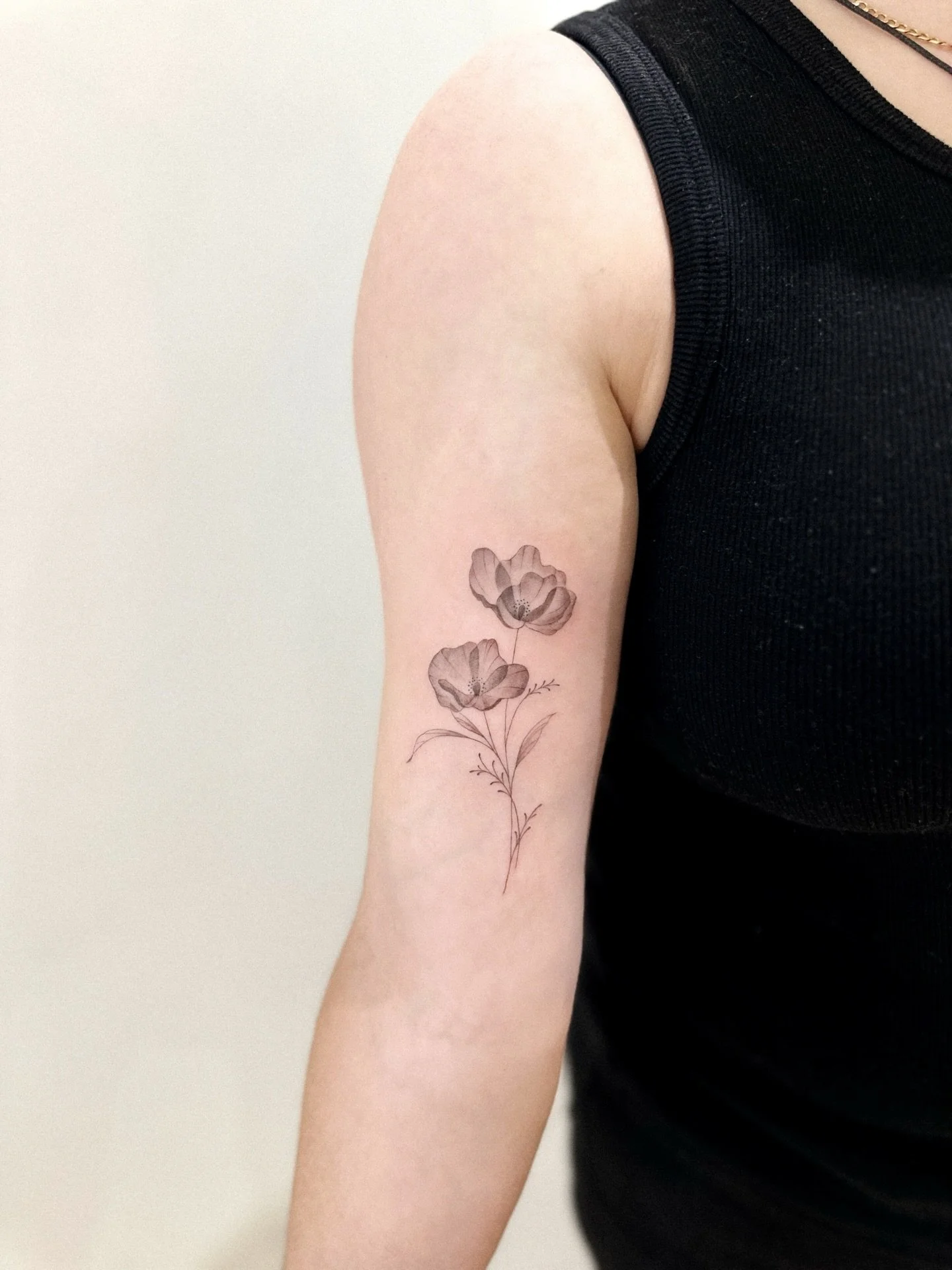 First day back on the tools. 
Really enjoyed doing these xray poppies. 

#xrayflower #finelinetattooartist #adeliade