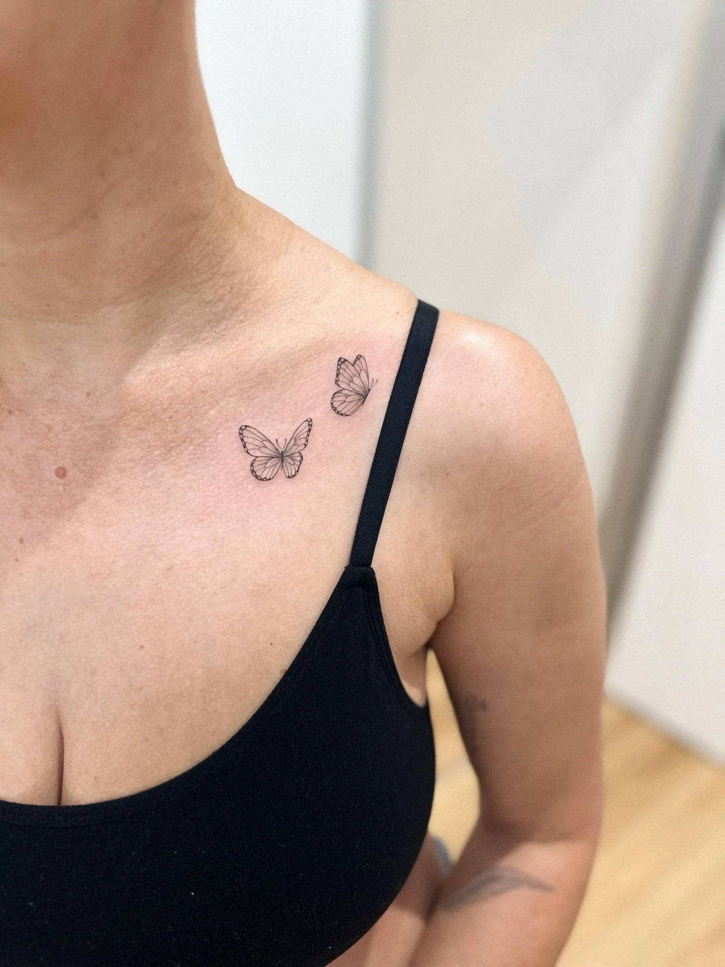 Delicate butterflies 🦋 

#finelinetattoo #butterflies #smalltattoos