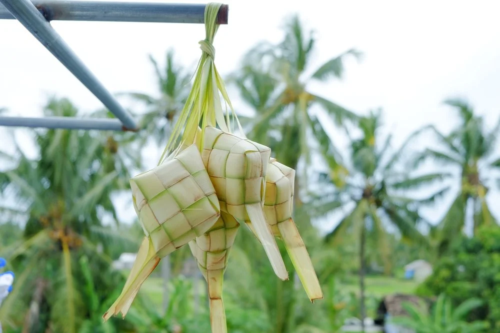 Begini Cara Membuat Ketupat Lebaran
