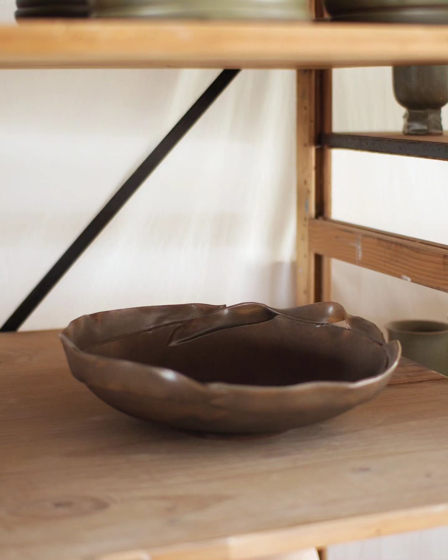 Available online - local pick up only for this special piece

www.goodwinceramics.co.nz