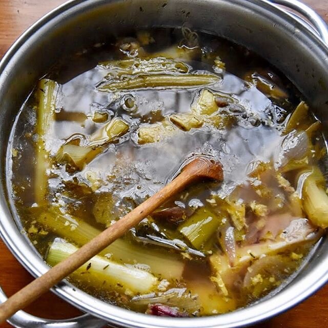 [ bone broth ] heals and seals intestinal lining, re-purposes what would have been thrown out and an amazing way to mix in some ancient medicinal herbs + mushrooms.