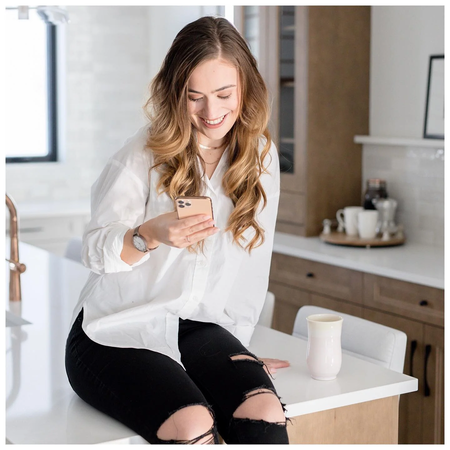 // Oh, just me laughing at my phone //
&bull;
The other week I shared my mis-understanding over Make ends Meet, and turns out I wasn&rsquo;t alone.
&bull;
I thought I&rsquo;d share another mis-understanding in honour of #nationalgrammar day.
&bull;
N