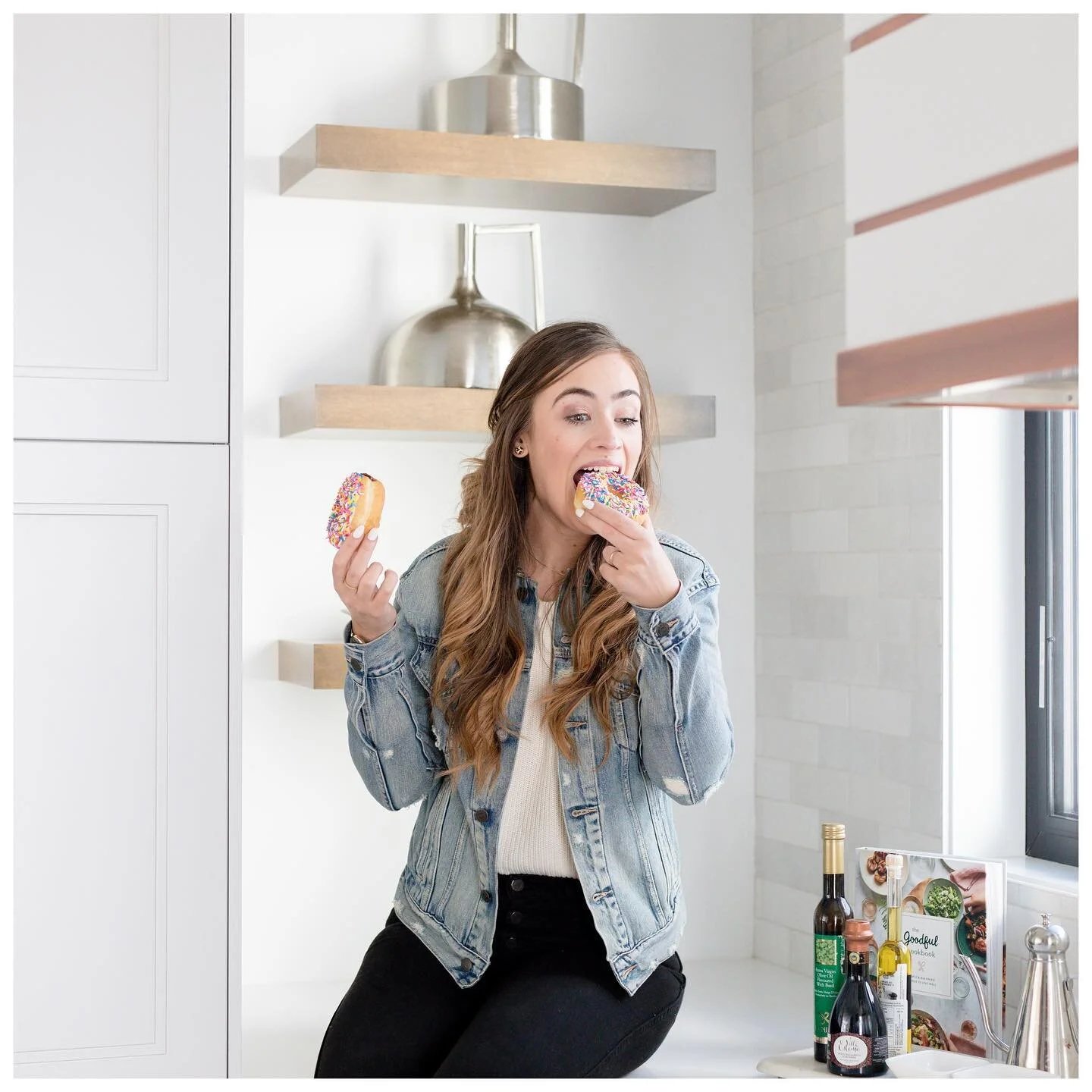 // Doughnut mind me...just doing a little emotional eating //
&bull;
One doughnut is for celebrating the other is for disappointment 
&bull;
I&rsquo;m excited for the growth in my business and everything that&rsquo;s to come...disappointed the word p