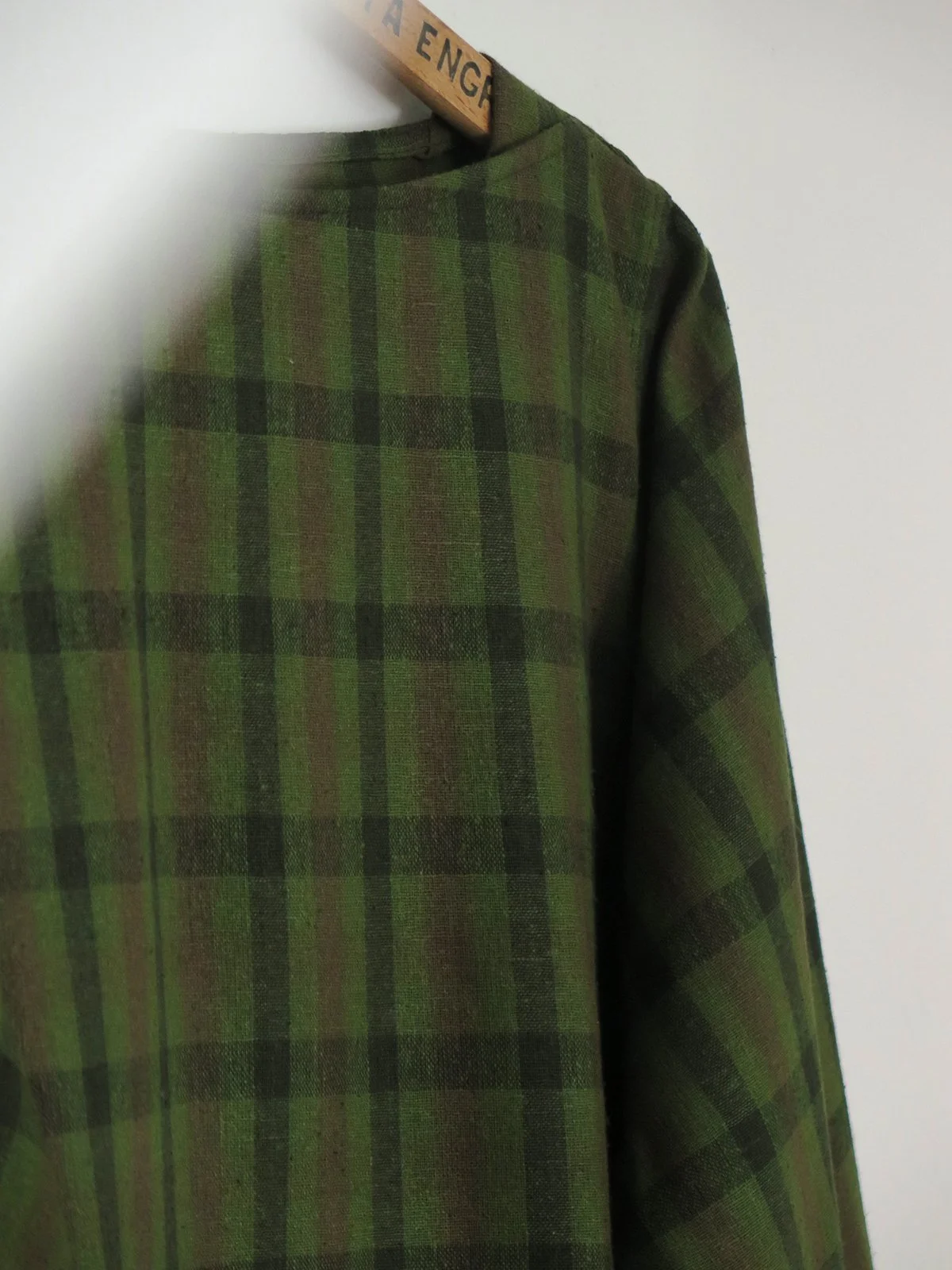 W_MATKA_GREEN PLAIN SILK T TOP_3.jpg