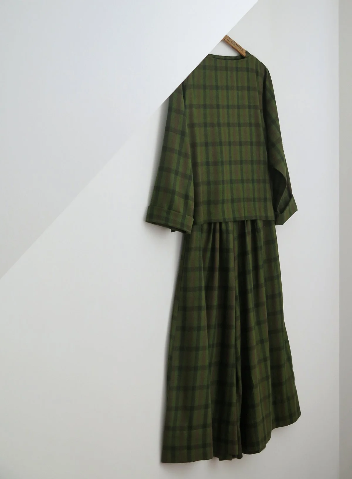 W_MATKA_GREEN PLAID SILK SET_1.jpg