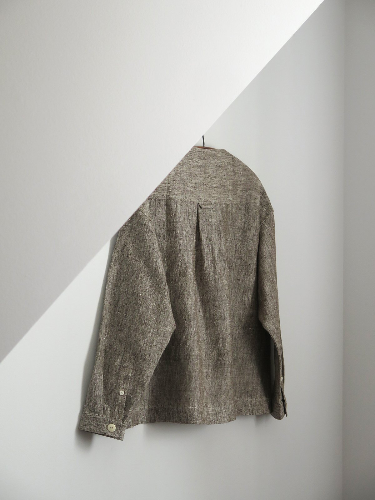 W_MATKA_MB SILK COLLARLESS SHIRT_6.jpg