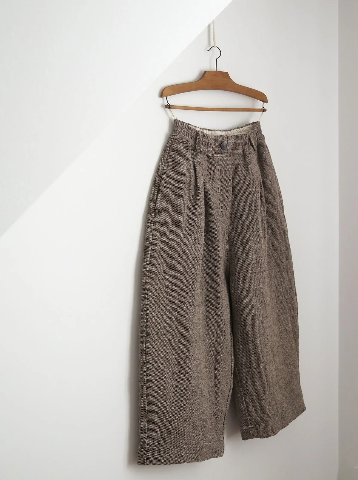 W_MATKA_RUSTIC WOOL TROUSERS_1.jpg