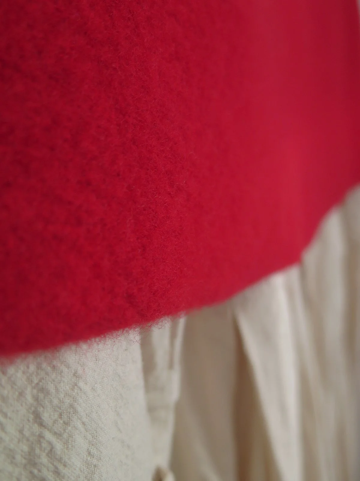 W_CT_HALF NECK PONCHO_DUBONNET_2.jpg