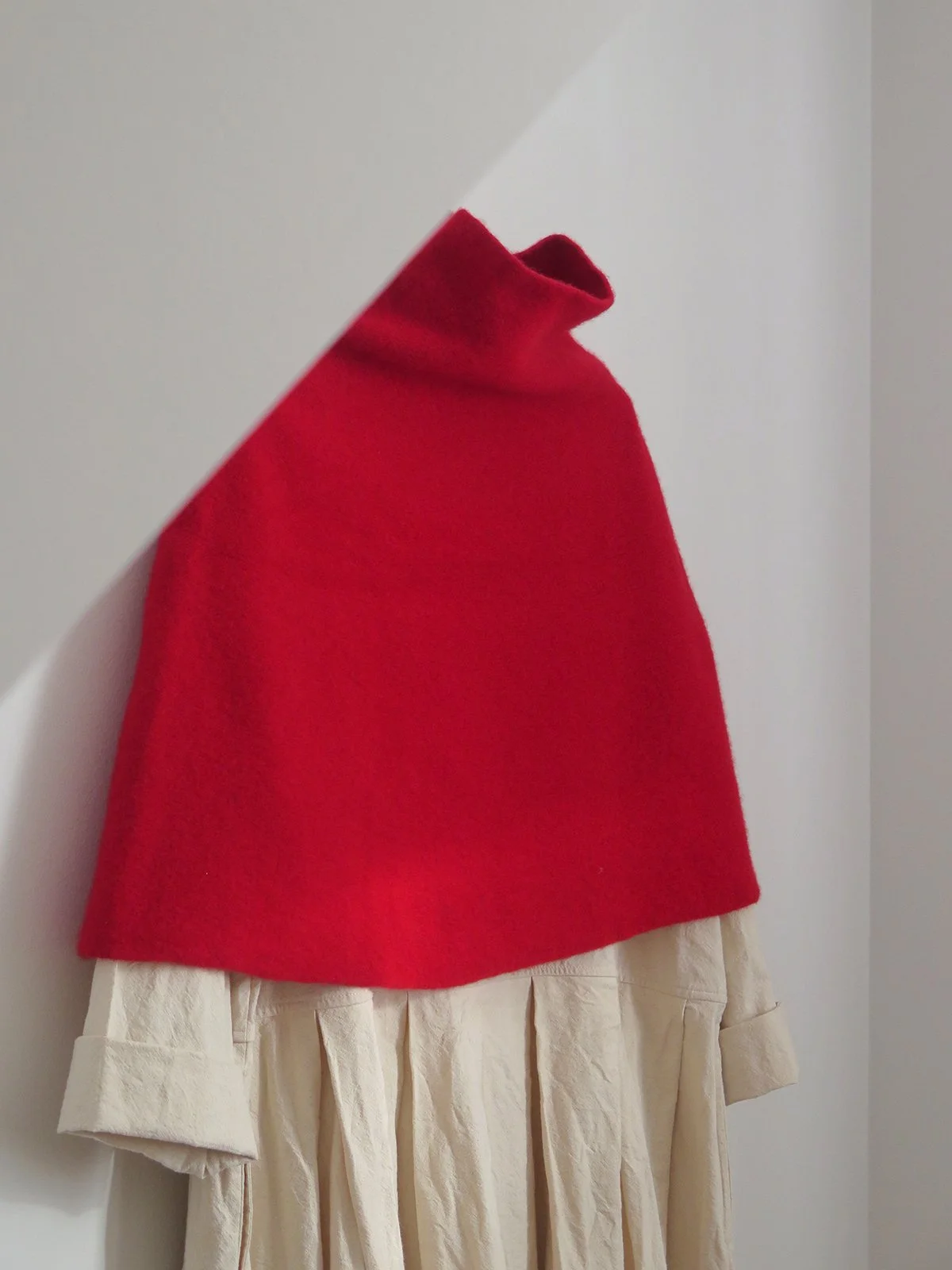 W_CT_HALF NECK PONCHO_DUBONNET_3.jpg