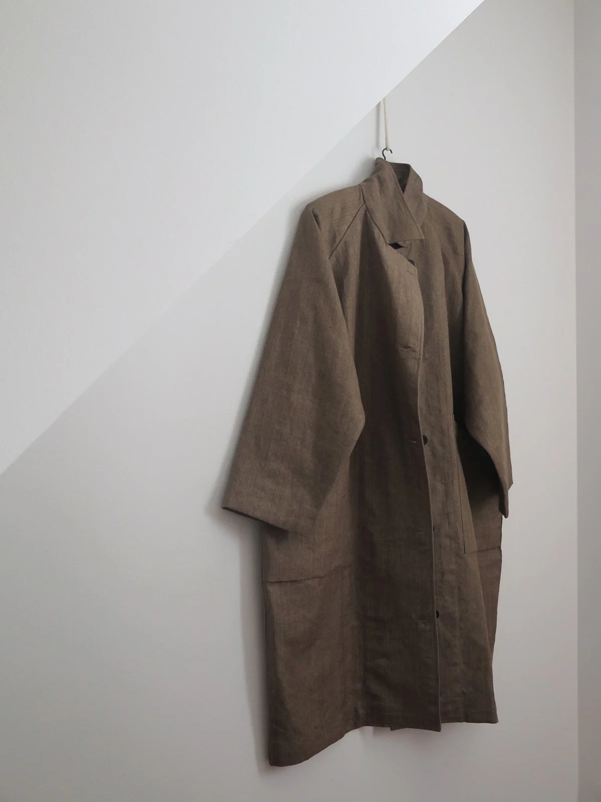 W_MATKA_BROWN LINEN TRENCH_14.jpg