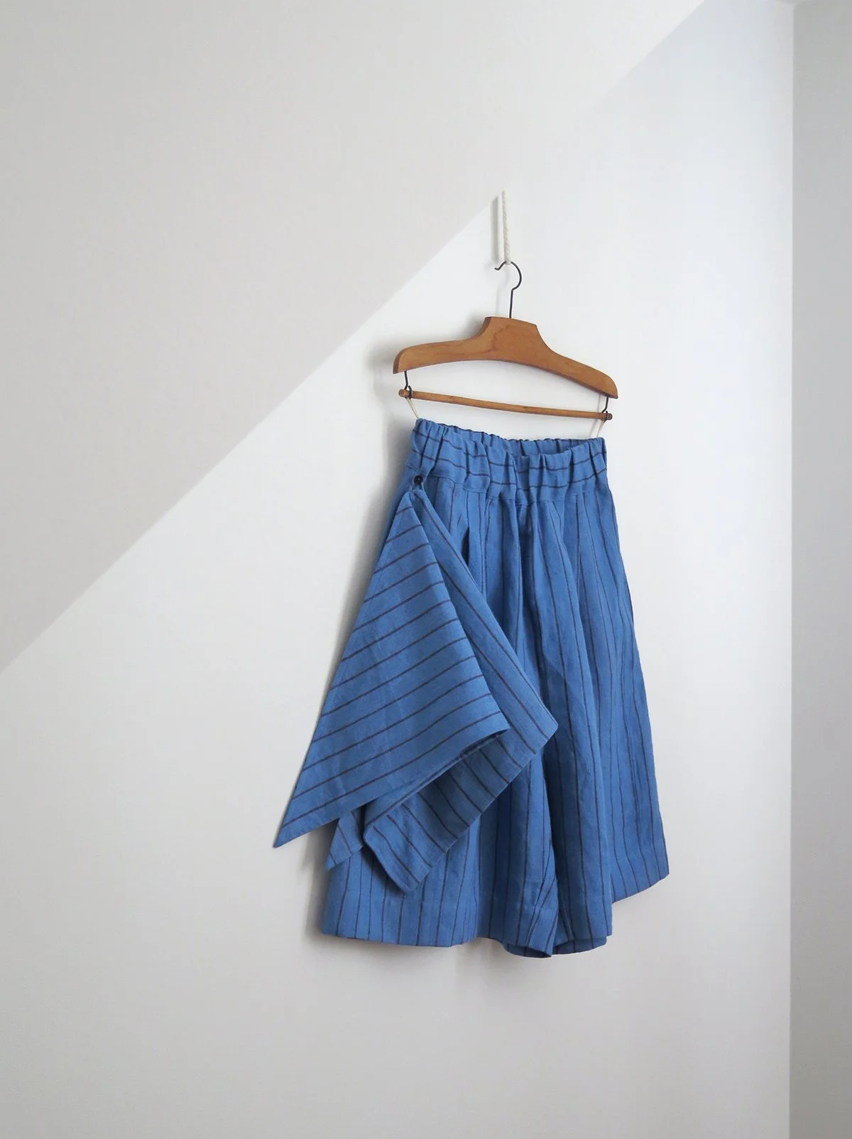 W_MATKA_OVERDYED B SHORT + SCARF_1.jpg