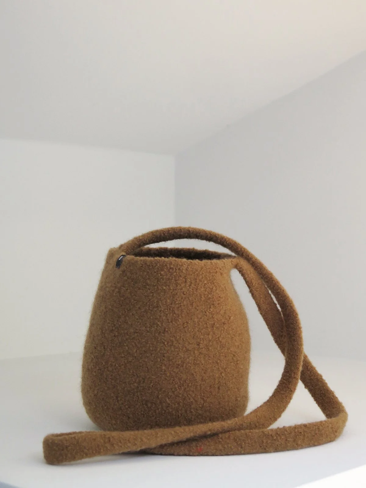 W_CT_BALL BAG_CAMEL_6.jpg