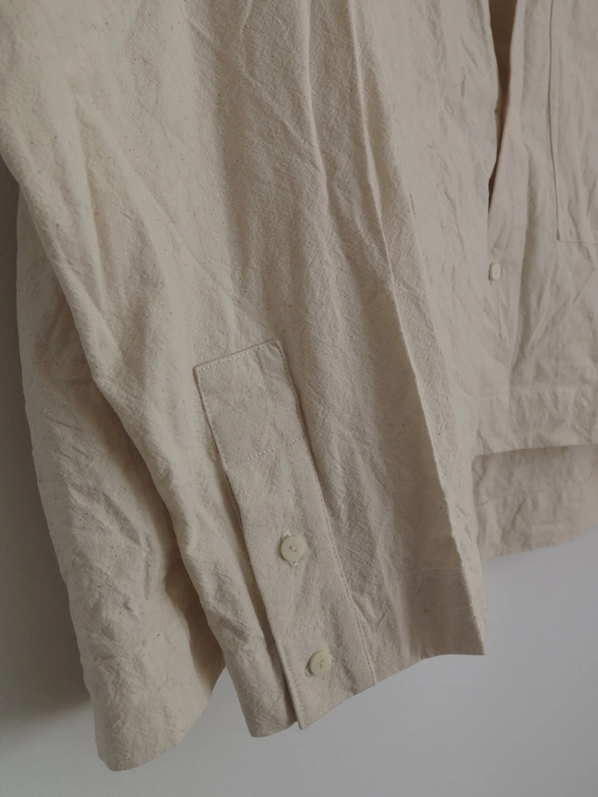 W_MATKA_LC CROPPED COLLARLESS SHIRT_5.jpg
