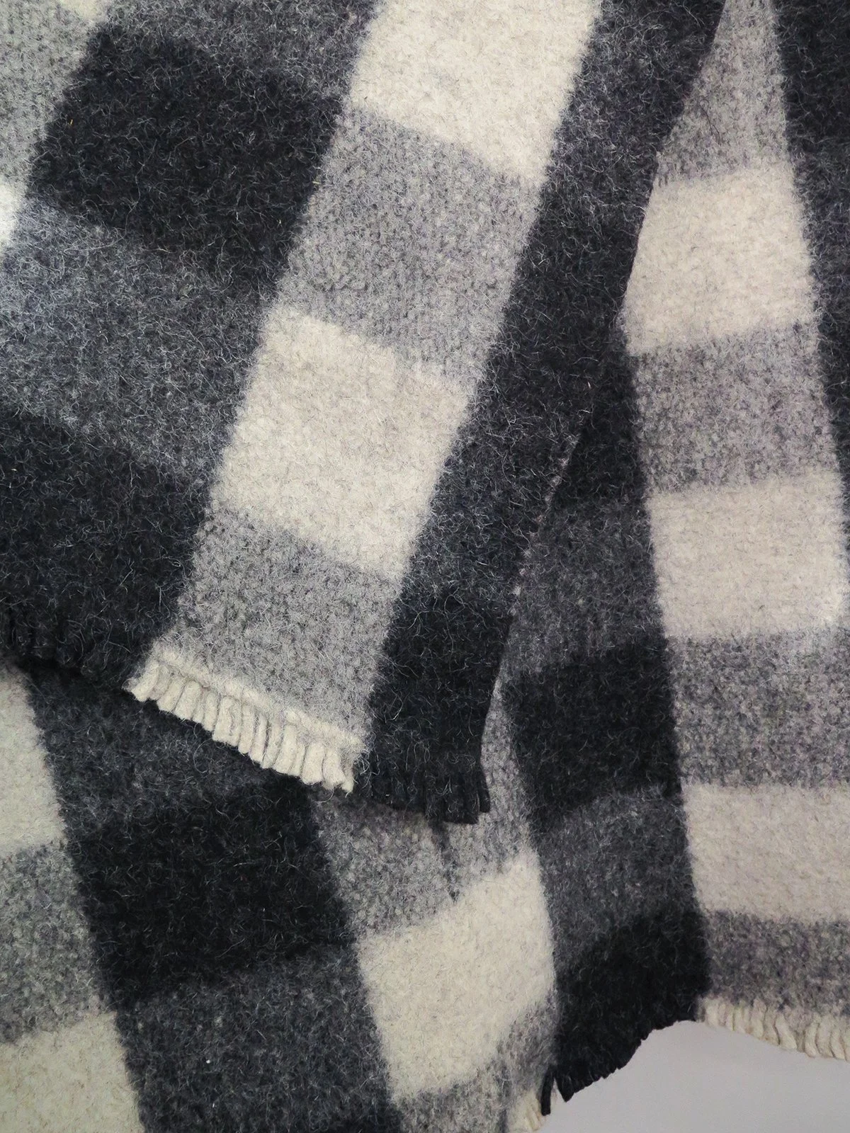 W_MATKA_RADHI RUG_PLAID_7.jpg