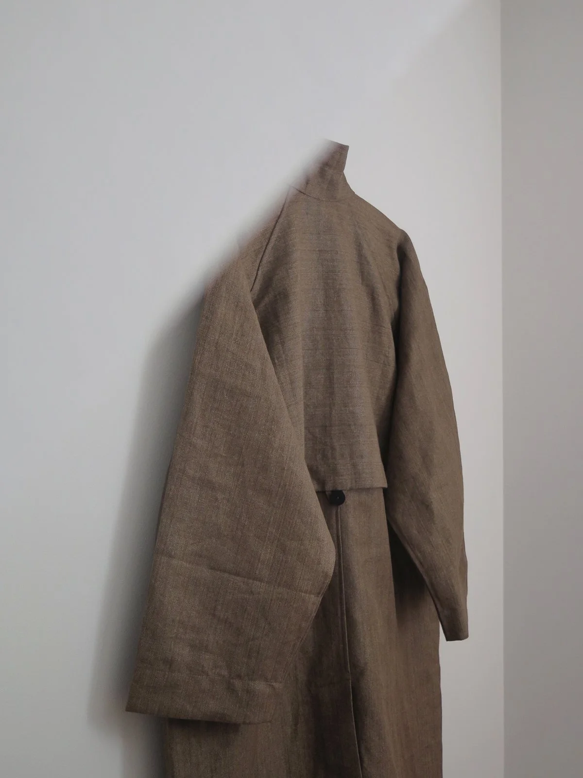 W_MATKA_BROWN LINEN TRENCH_13.jpg