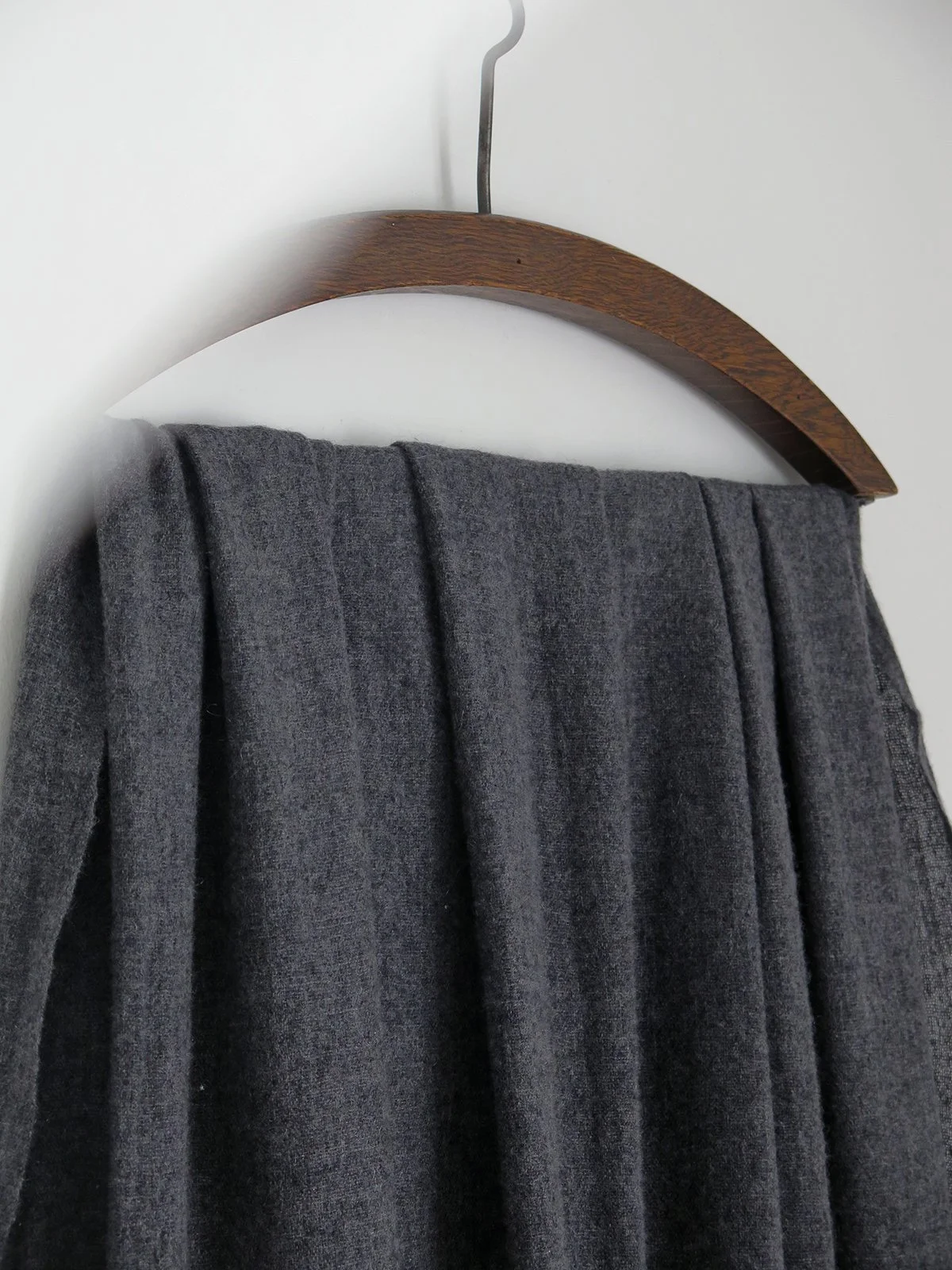 W_MATKA_CHARCOAL CASHMERE THROW_4.jpg