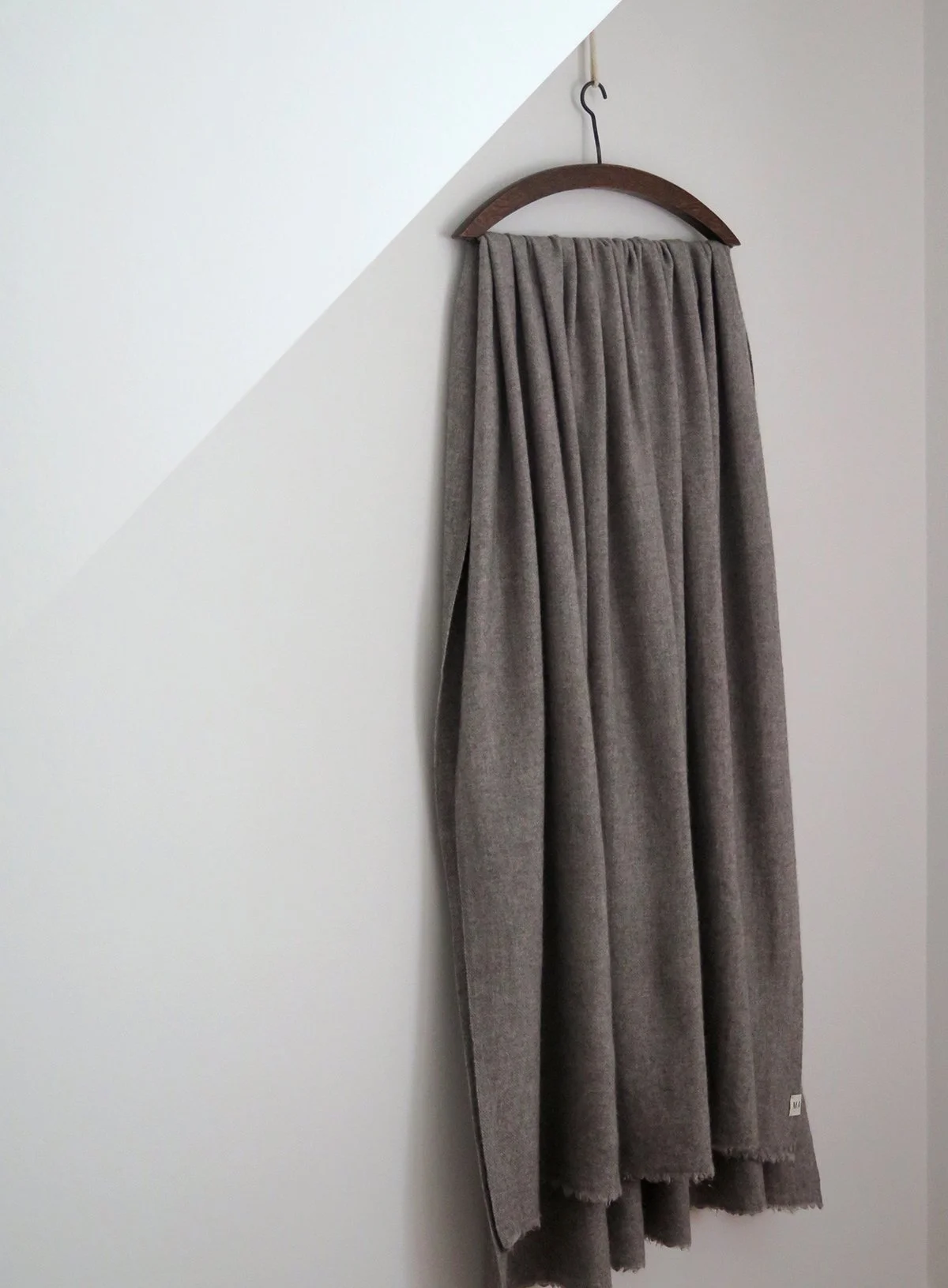W_MATKA_CASHMERE BLANKET_7.jpg