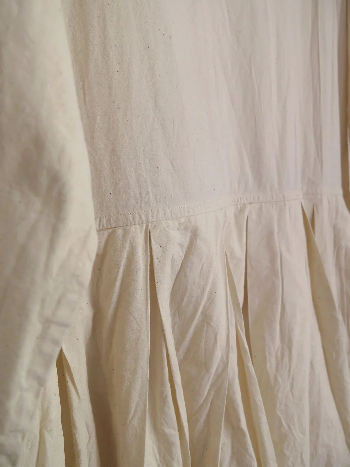 W_MATKA_LIGHT COTTON MAXI BOX PLEATED DRESS_3.jpg
