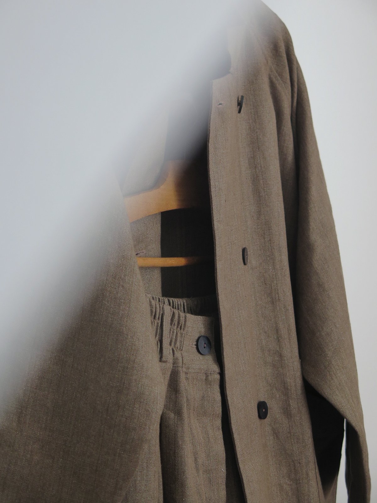 W_MATKA_BROWN LINEN TRENCH_10.jpg
