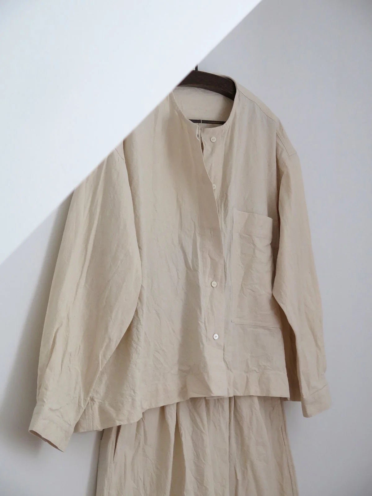 W_MATKA_LIGHT CANVAS CROPPED SHIRT_1.jpg