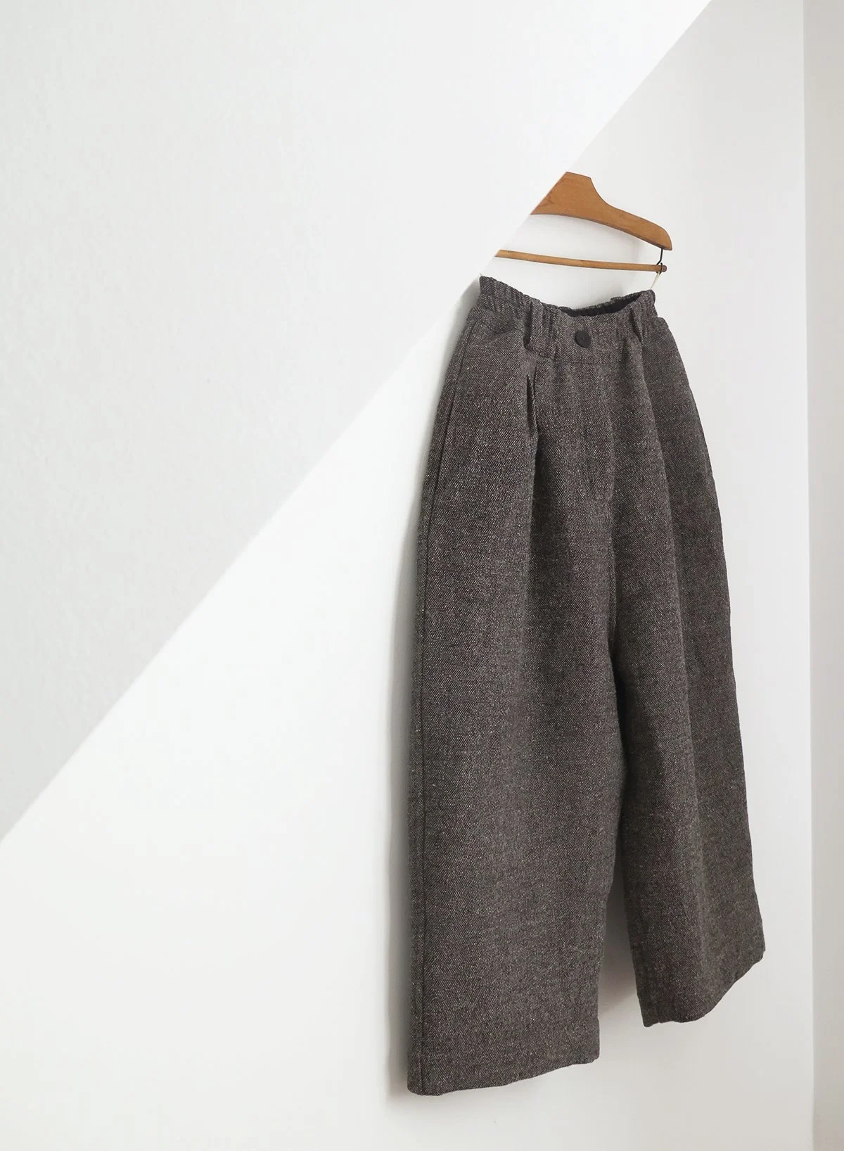 W_MATKA_RUSTIC WOOL TROUSERS_1.jpg