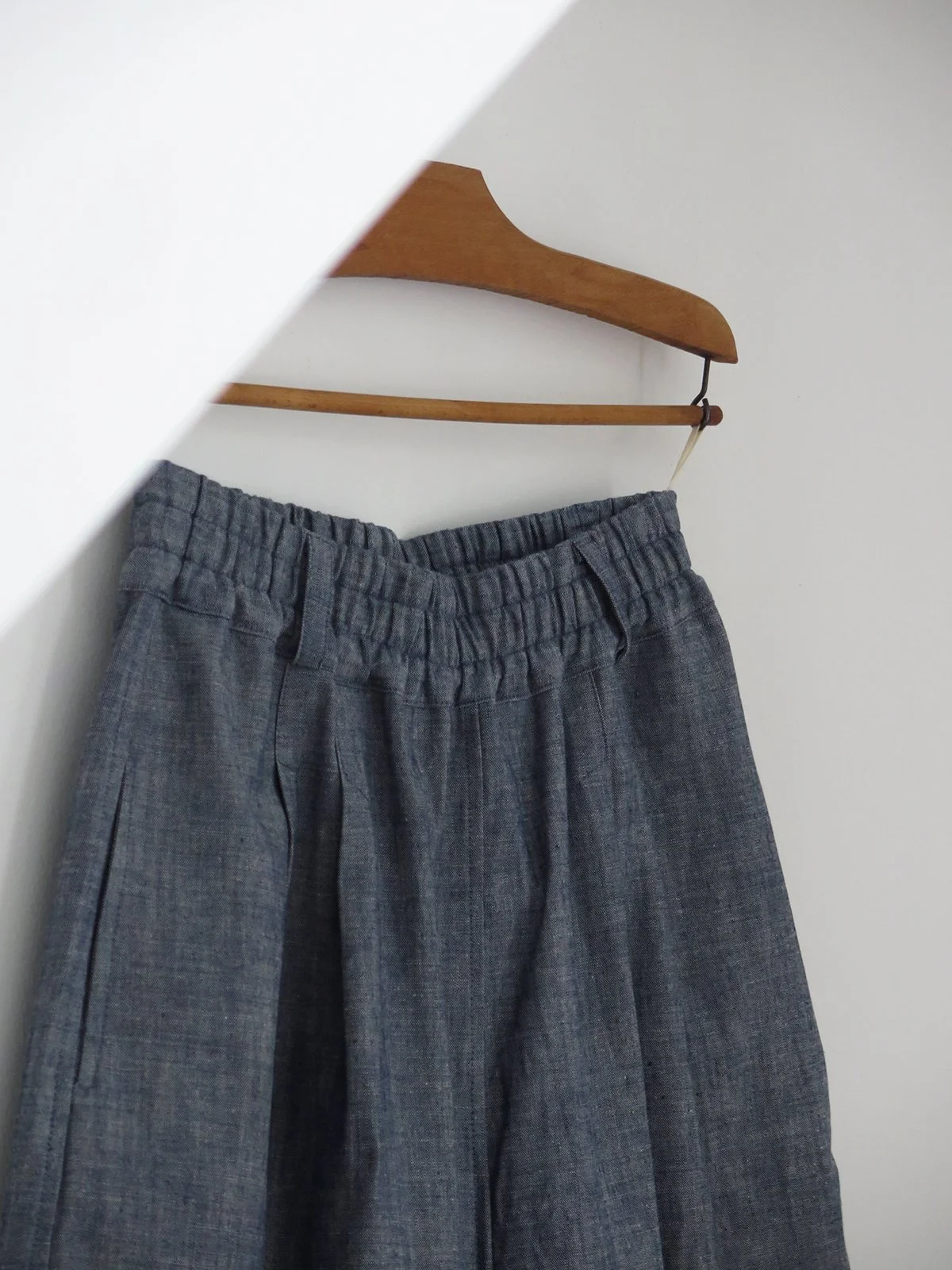 W_MATKA_LINEN CHAMBRAY MAXI TROUSERS 4_7.jpg