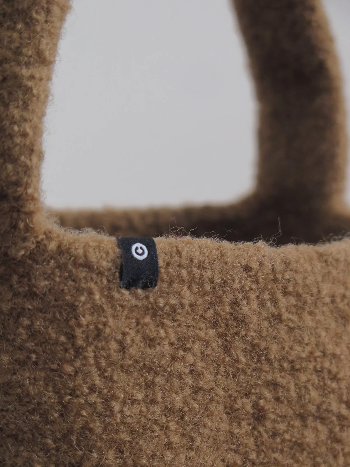 W_CT_SMALL BUCKET BAG_CAMEL_5.jpg