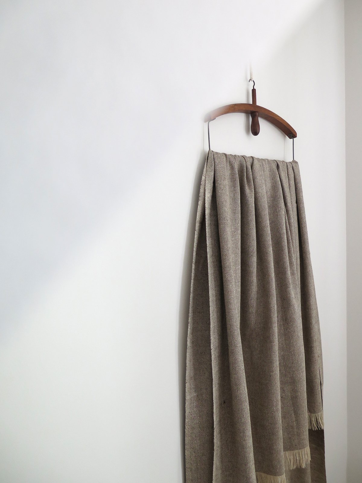 W_MATKA_TWILL SILK THROW_1.jpg
