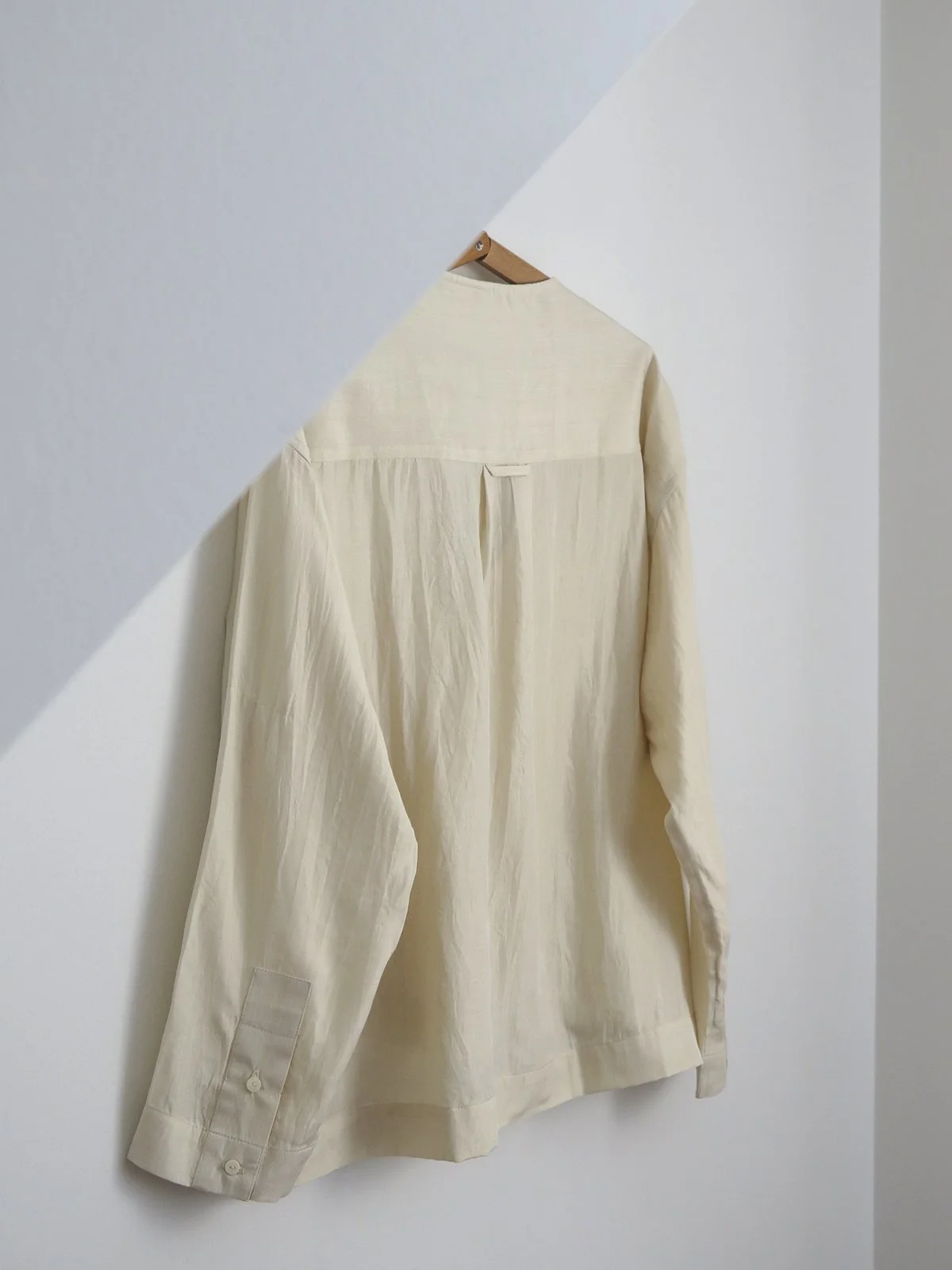 W_MATKA_CHINESE SILK CROPPED SHIRT_5.jpg