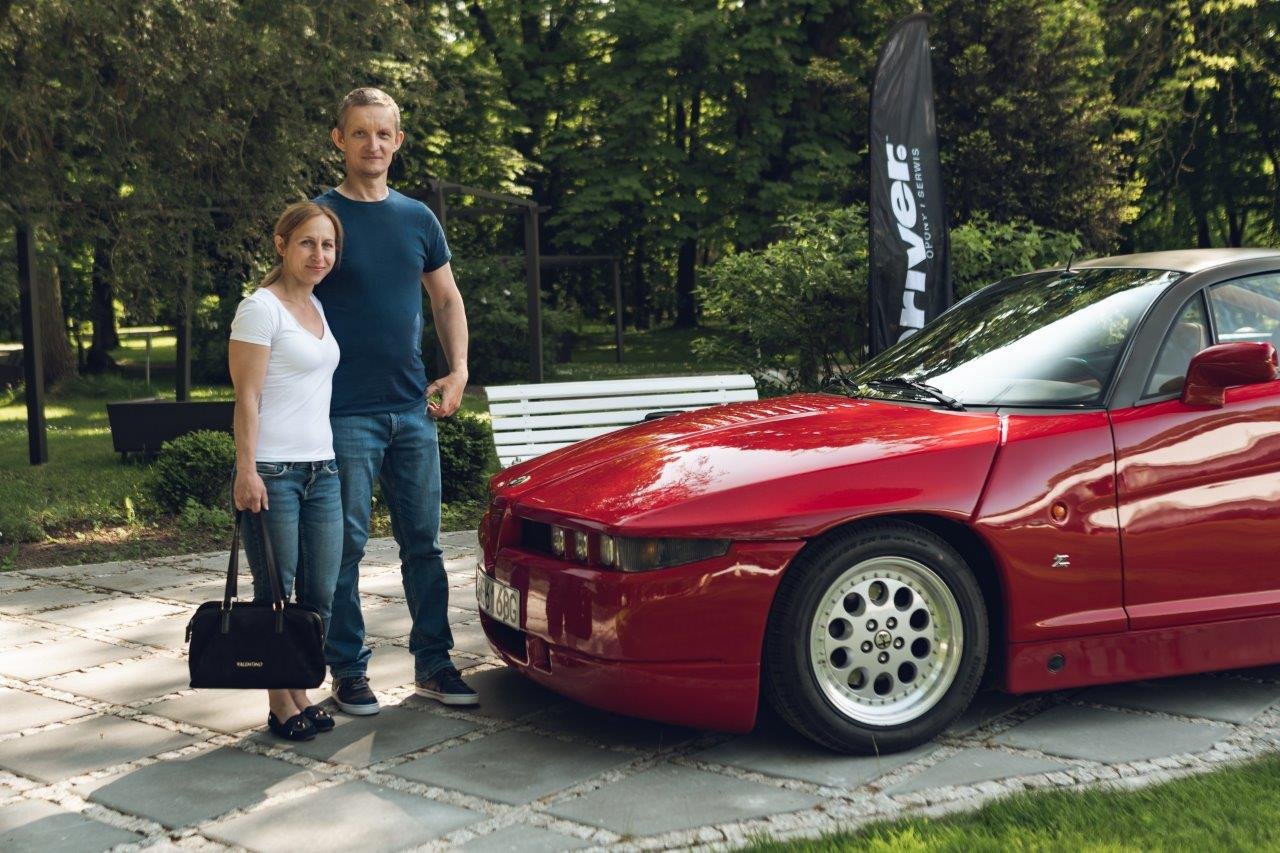 Alfa Romeo SZ (1).jpg