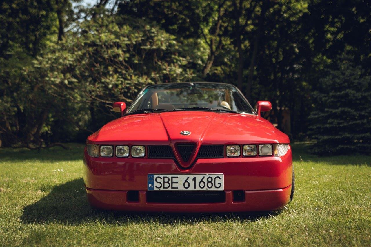 Alfa Romeo SZ (5).jpg