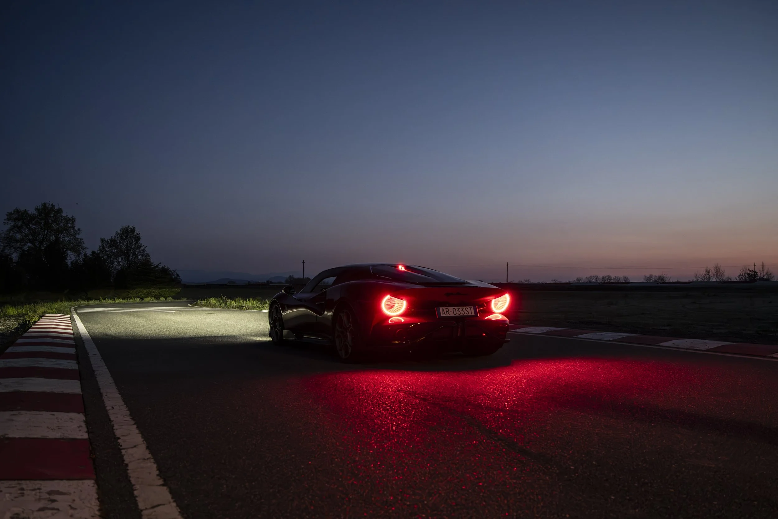 Alfa Romeo_33 Stradale (100).jpg