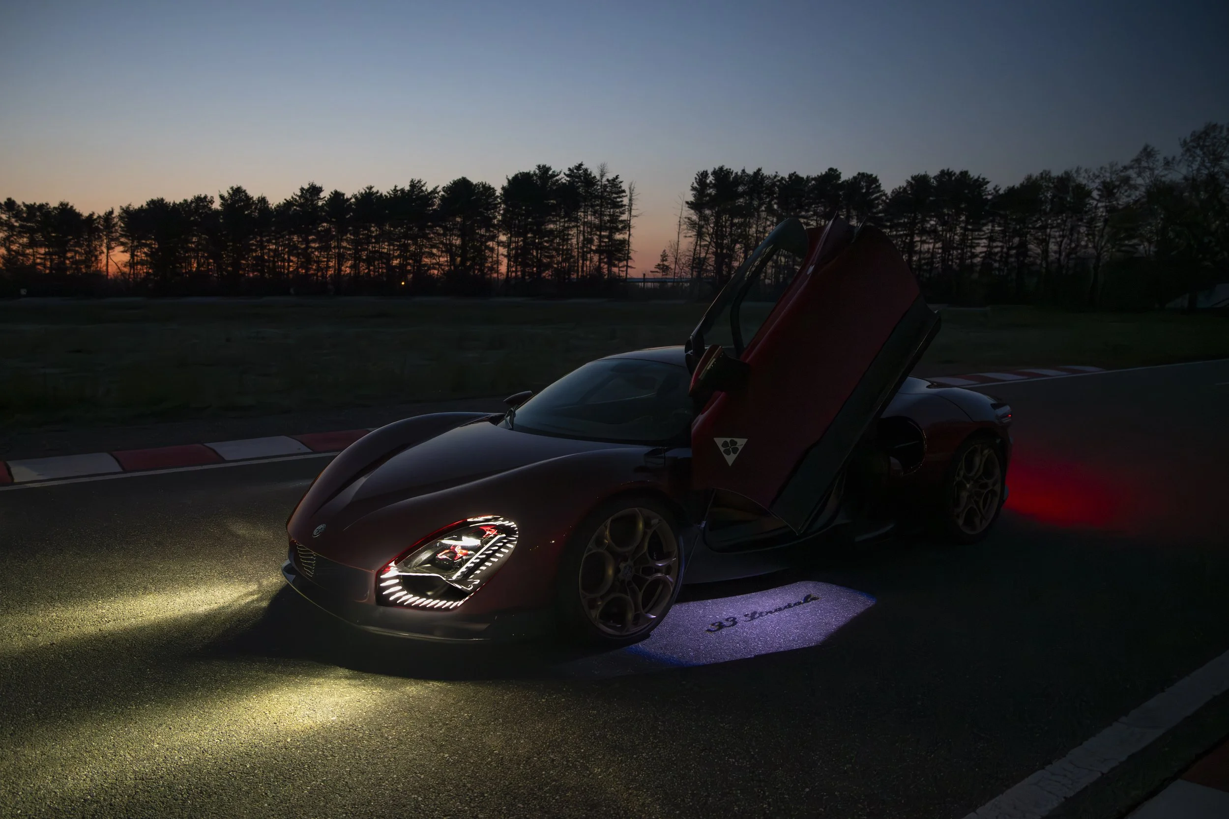 Alfa Romeo_33 Stradale (99).jpg