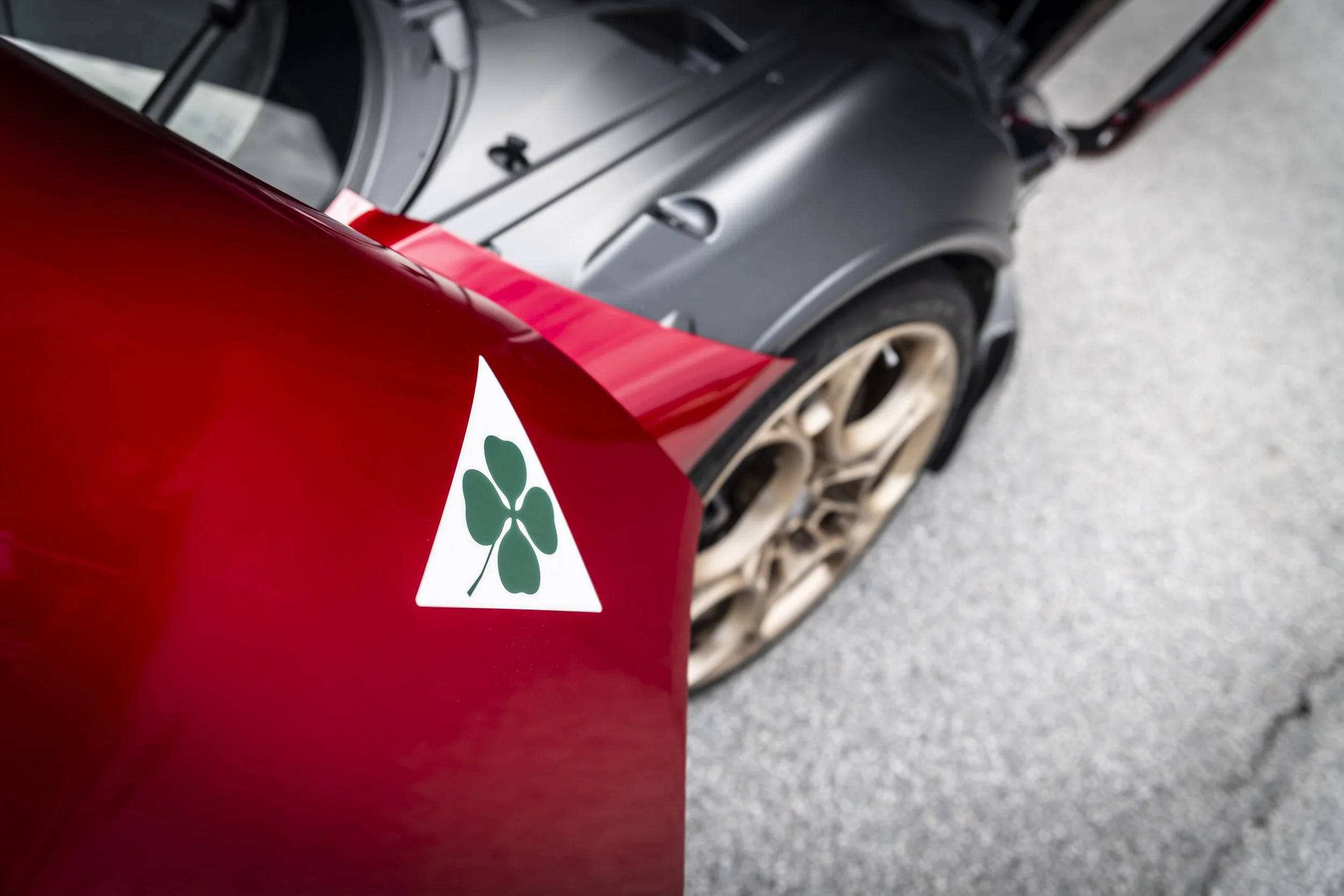 Alfa Romeo_33 Stradale (67).jpg