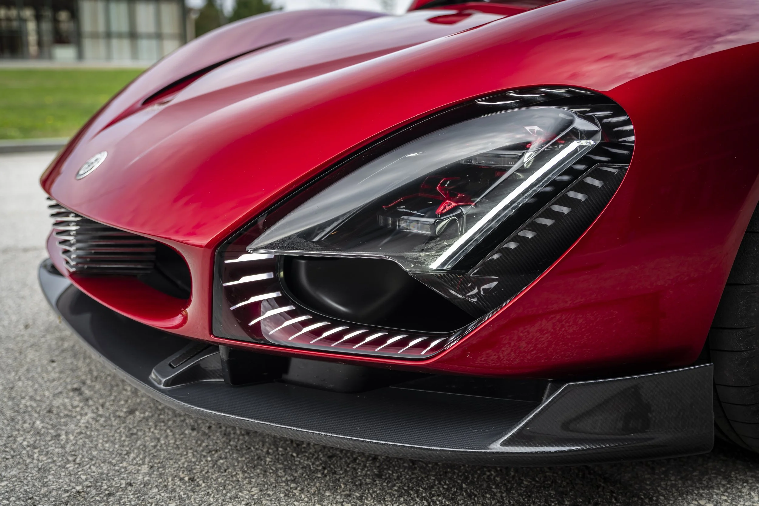 Alfa Romeo_33 Stradale (72).jpg
